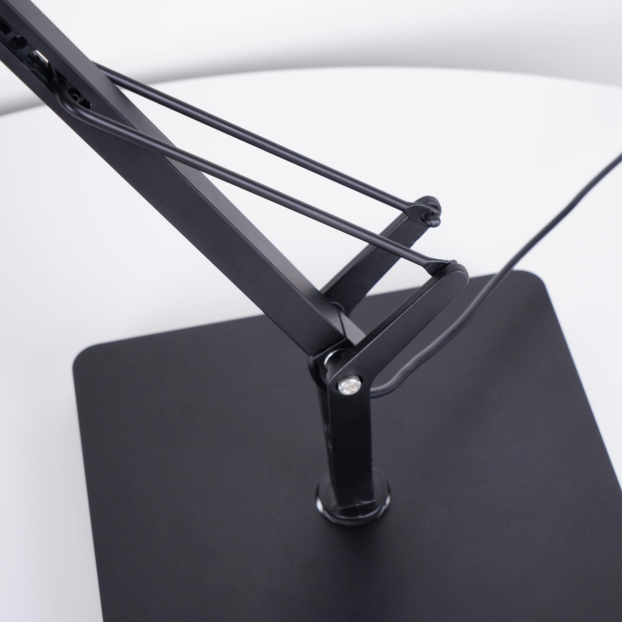 Gollor Table Lamp