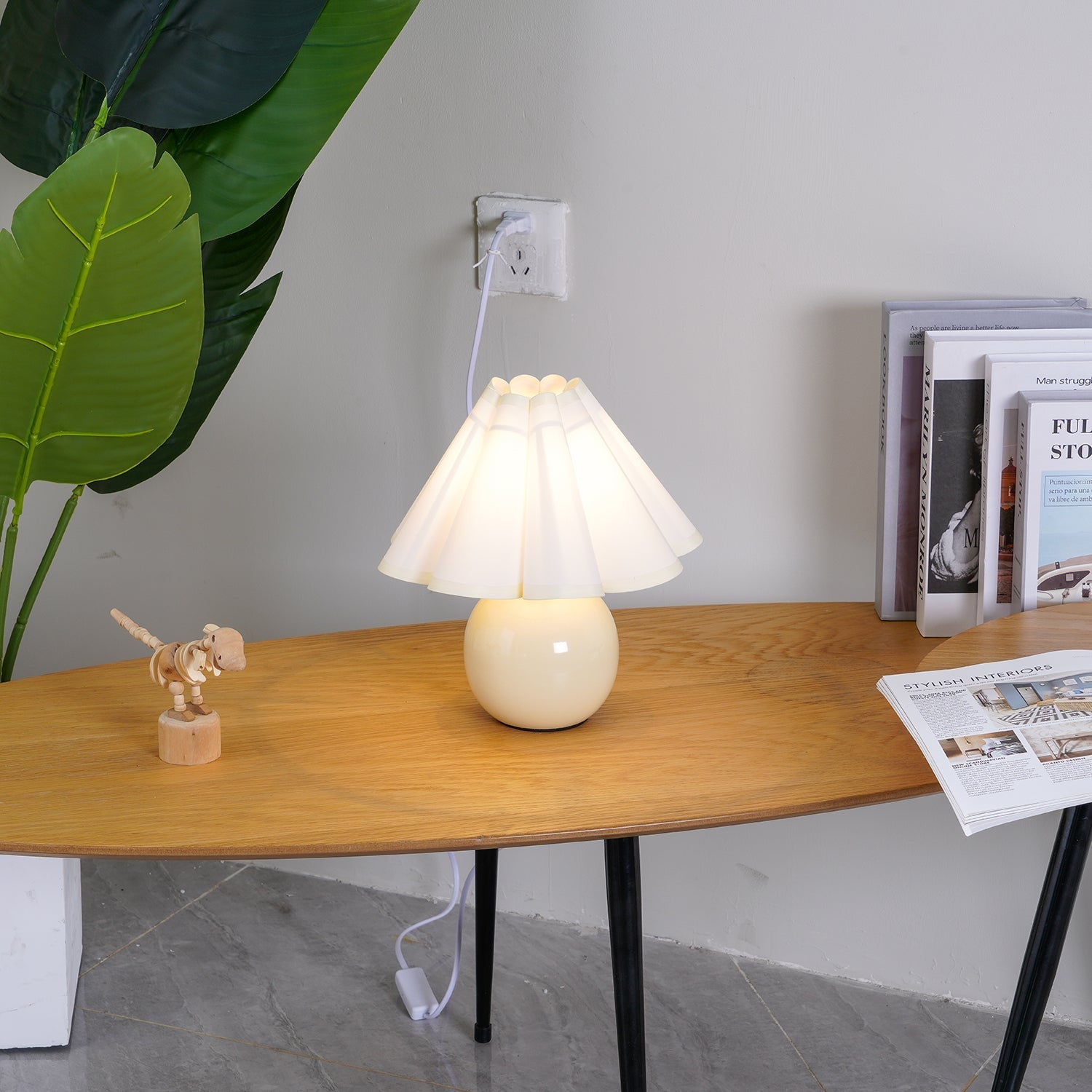 Cosari Table Lamp