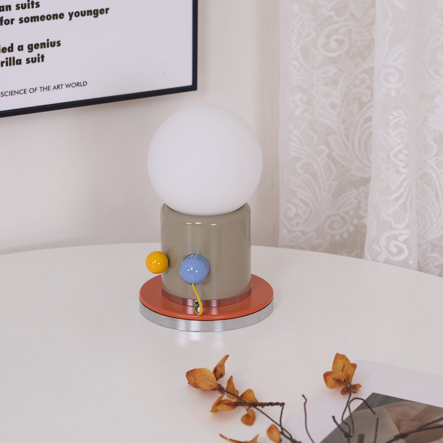 Trivano Table Lamp