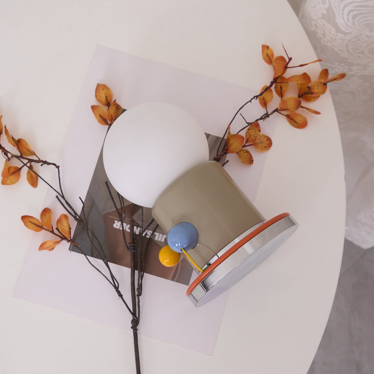 Trivano Table Lamp