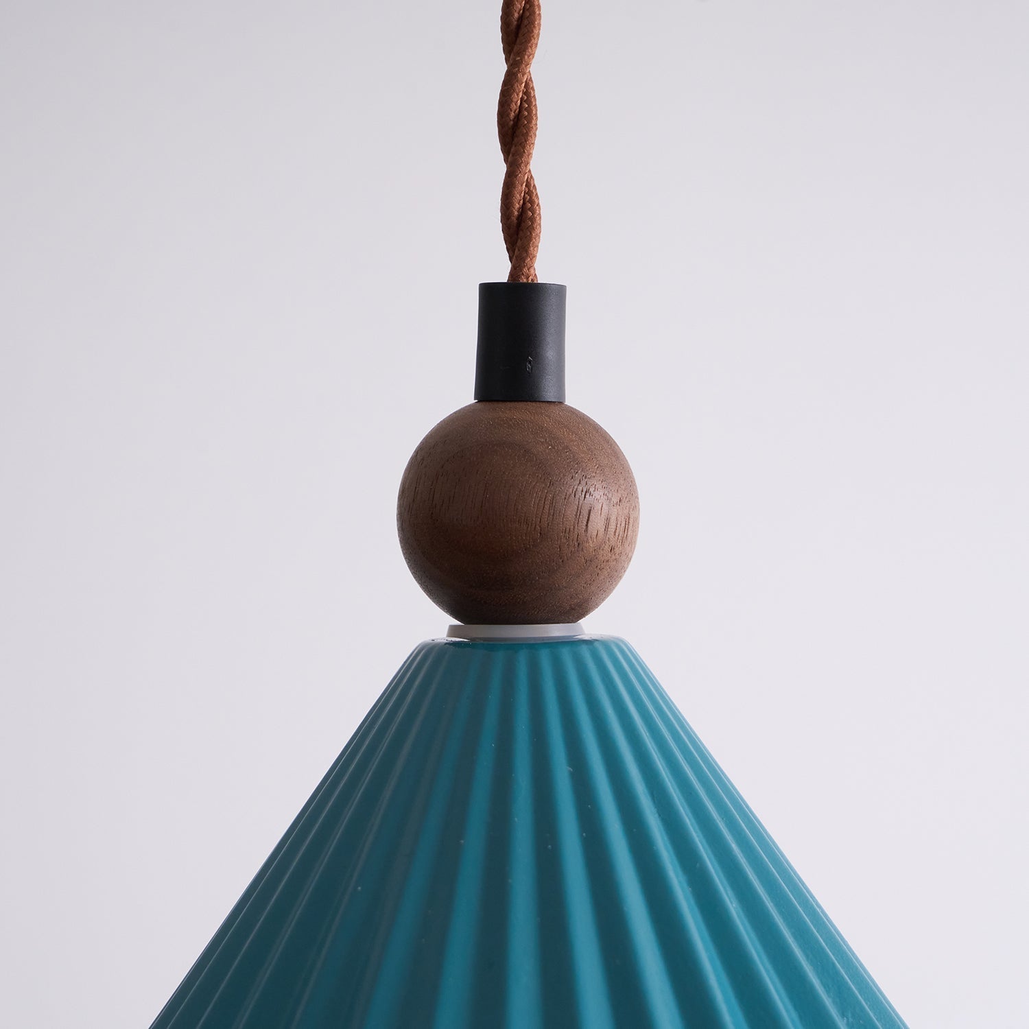 Kinnel Ceramic Pendant Light