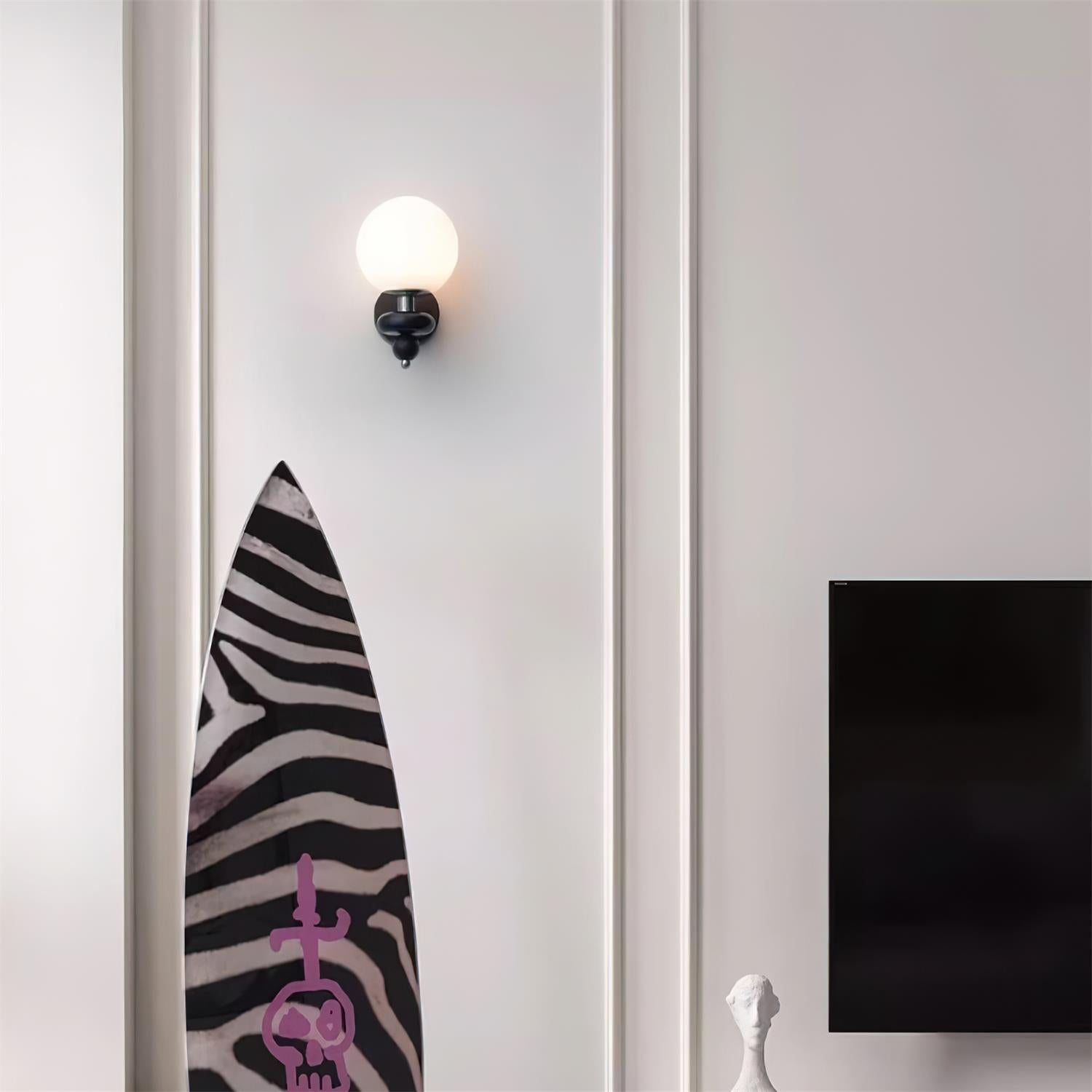 Mirvano Wall Light