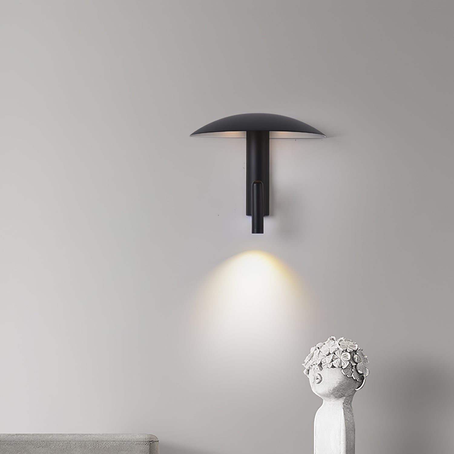 Kelzan Wall Light