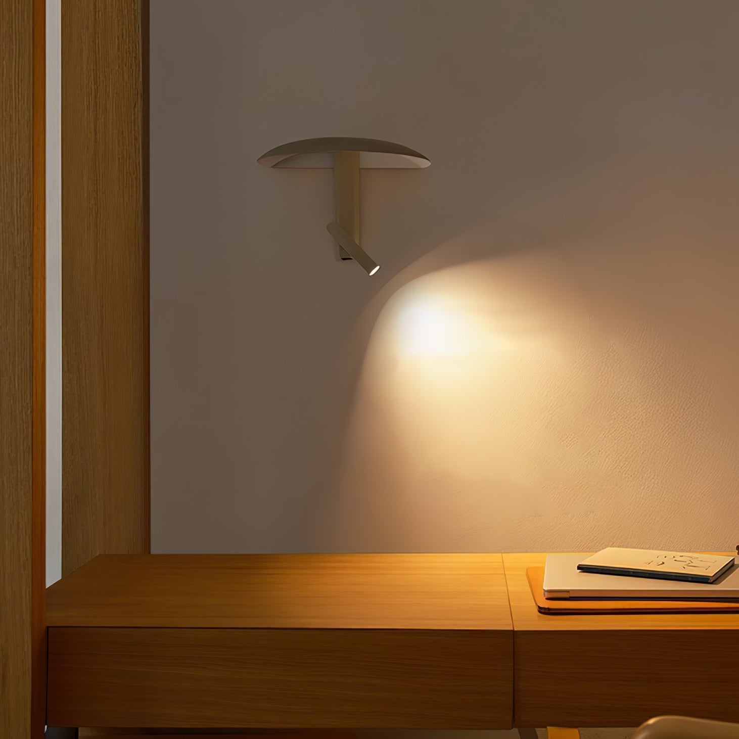 Kelzan Wall Light