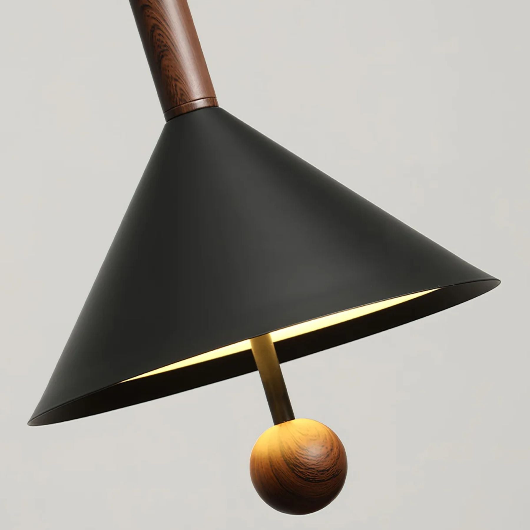 Denta Pendant Light