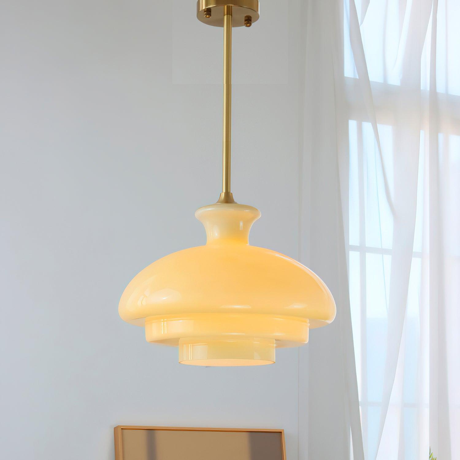 Voamis Pendant Light