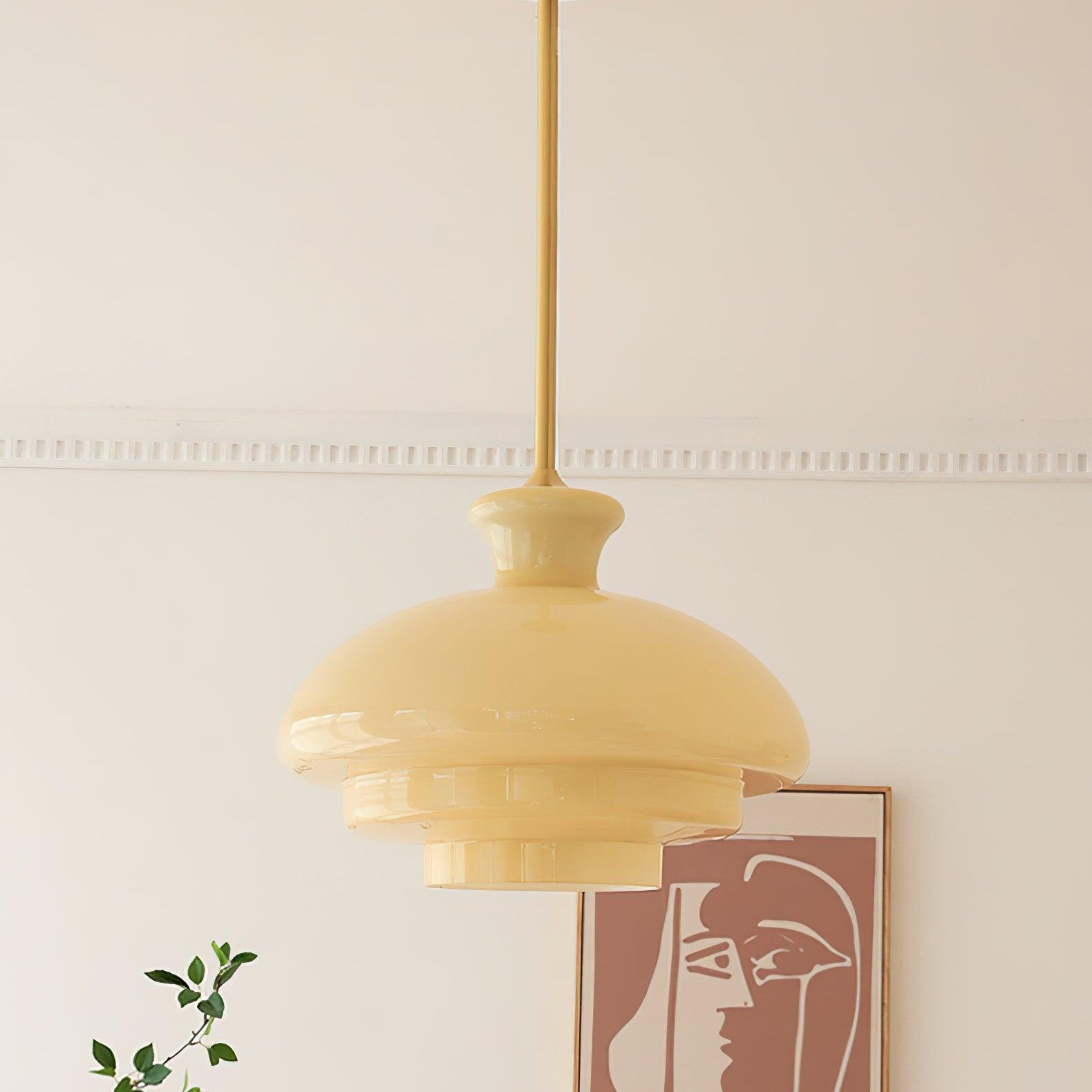 Voamis Pendant Light