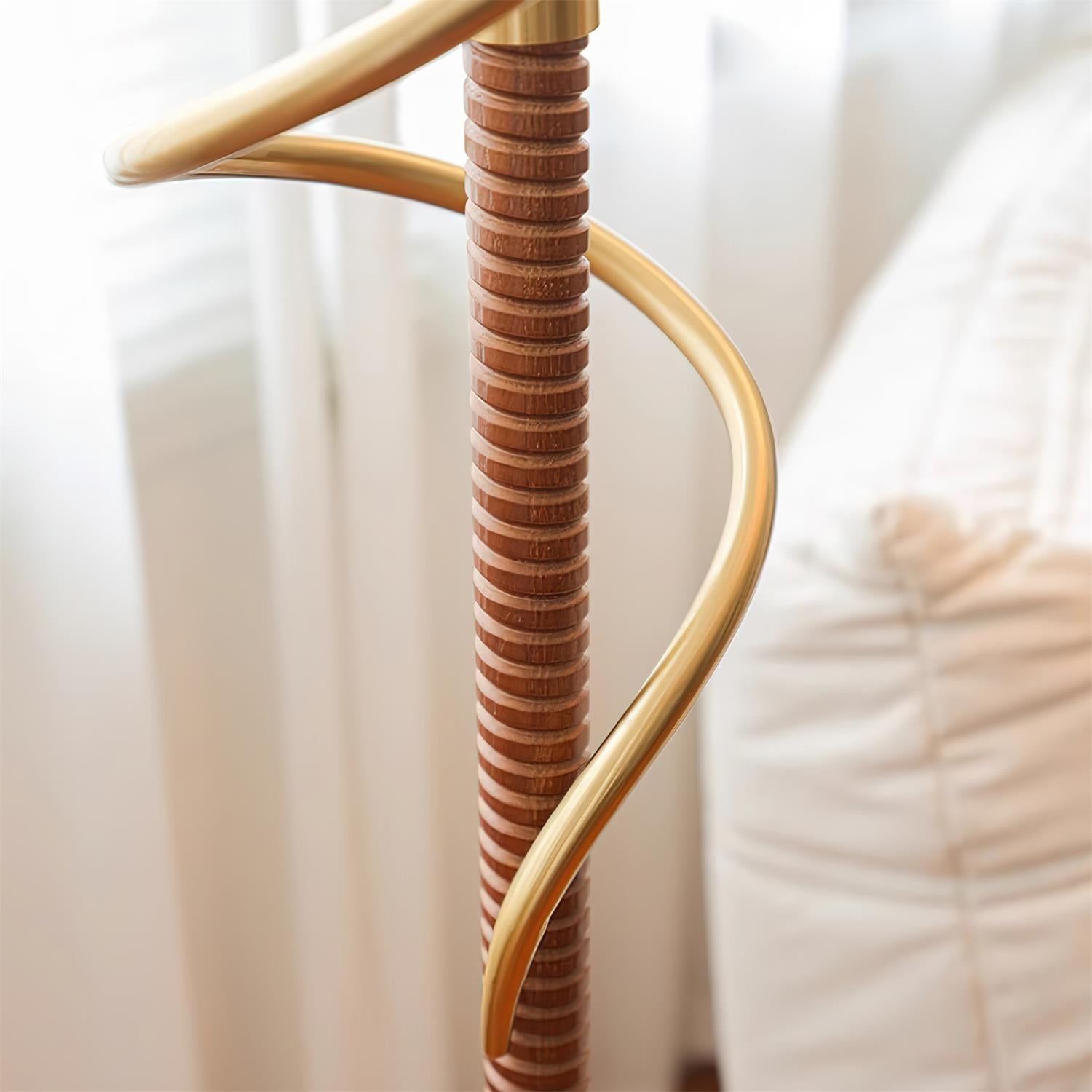 Lezizan Floor Lamp