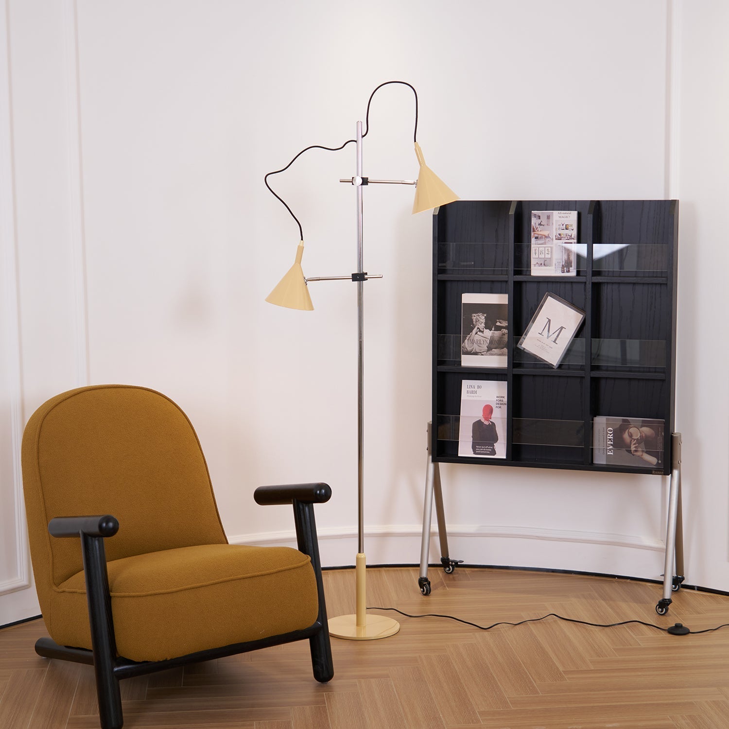 Latios Floor Lamp