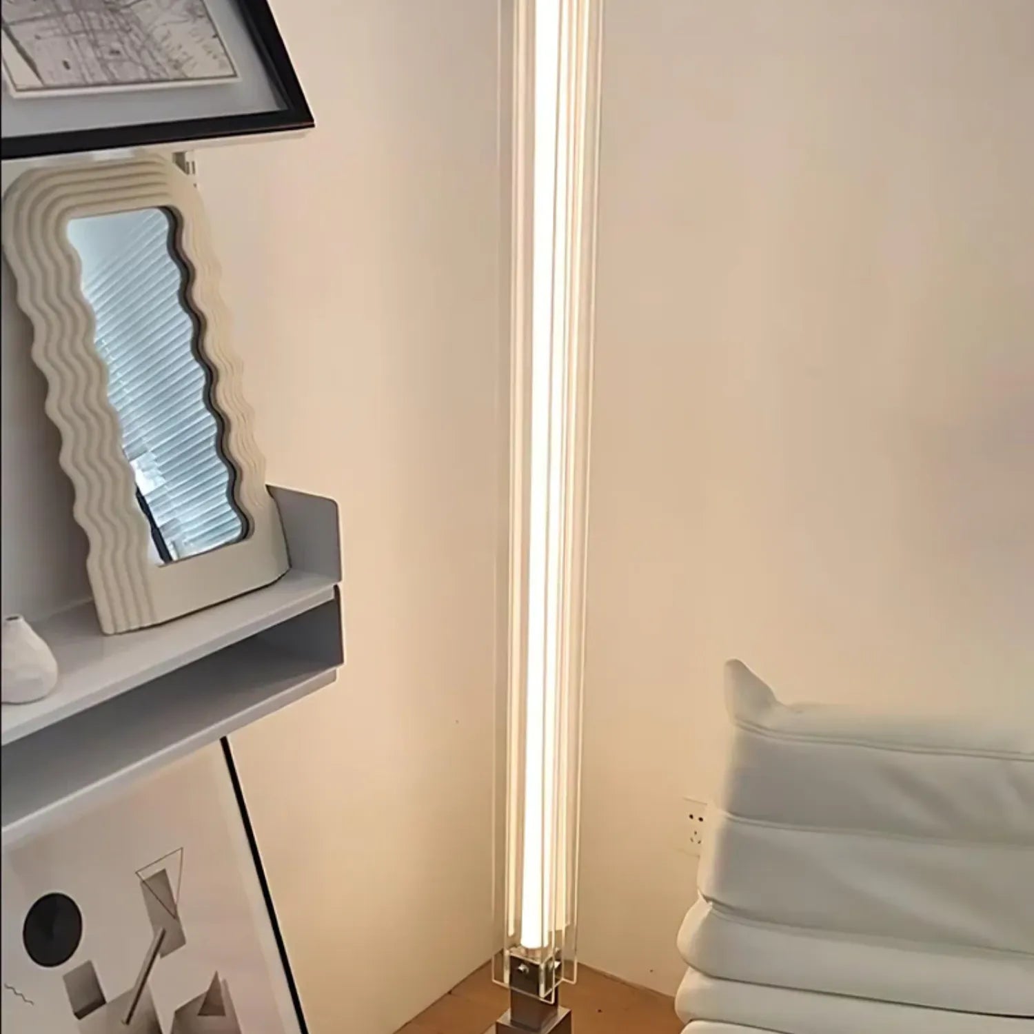 Lempeza Floor Lamp