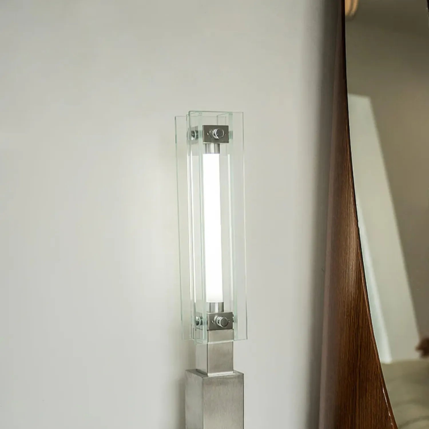 Lempeza Table Lamp