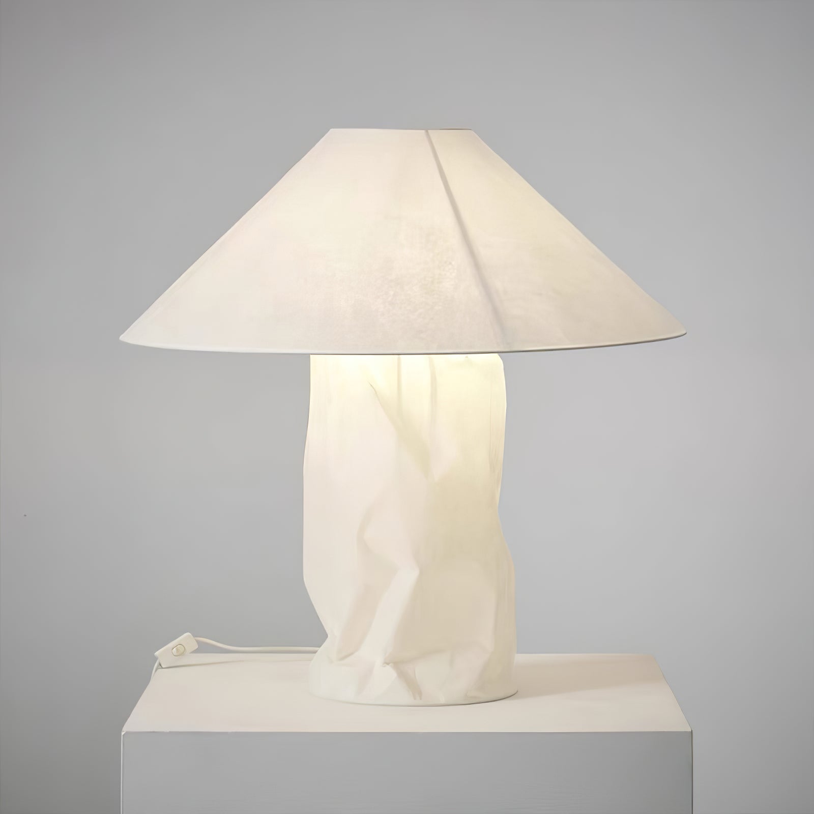 Estavo Table Lamp