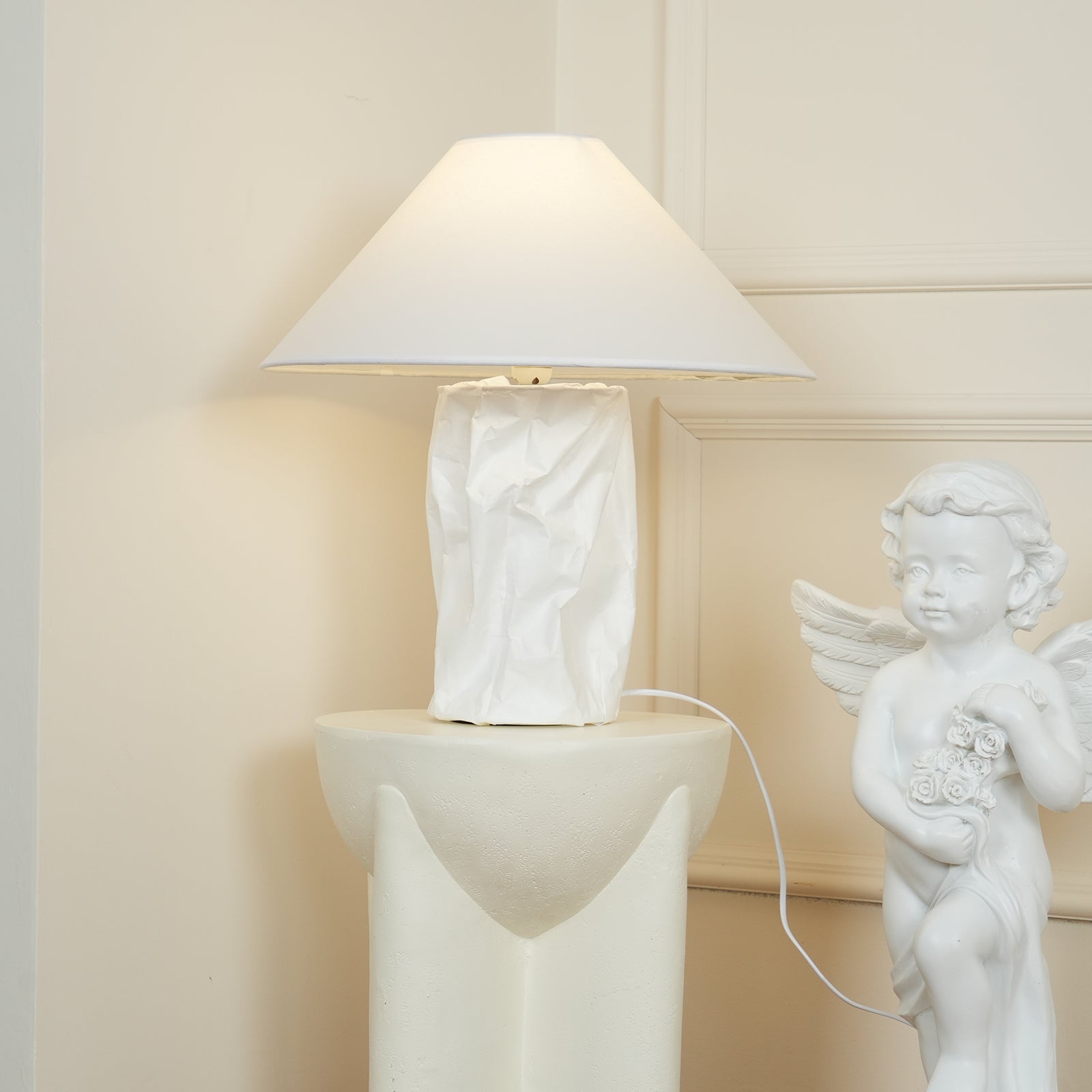 Estavo Table Lamp
