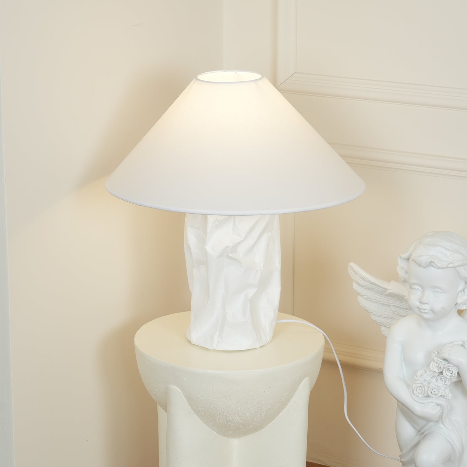 Estavo Table Lamp