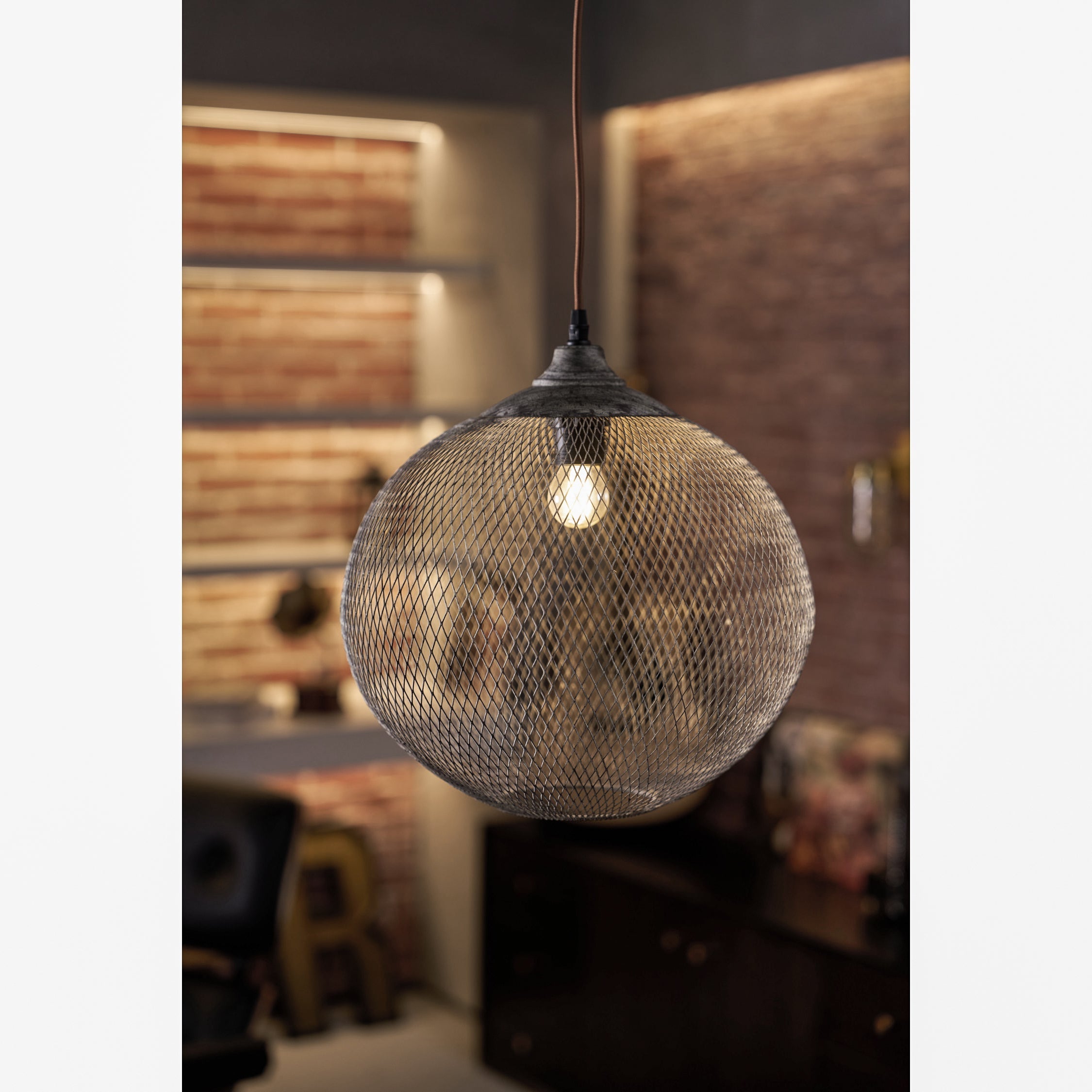Lonester Mesh Pendant Light