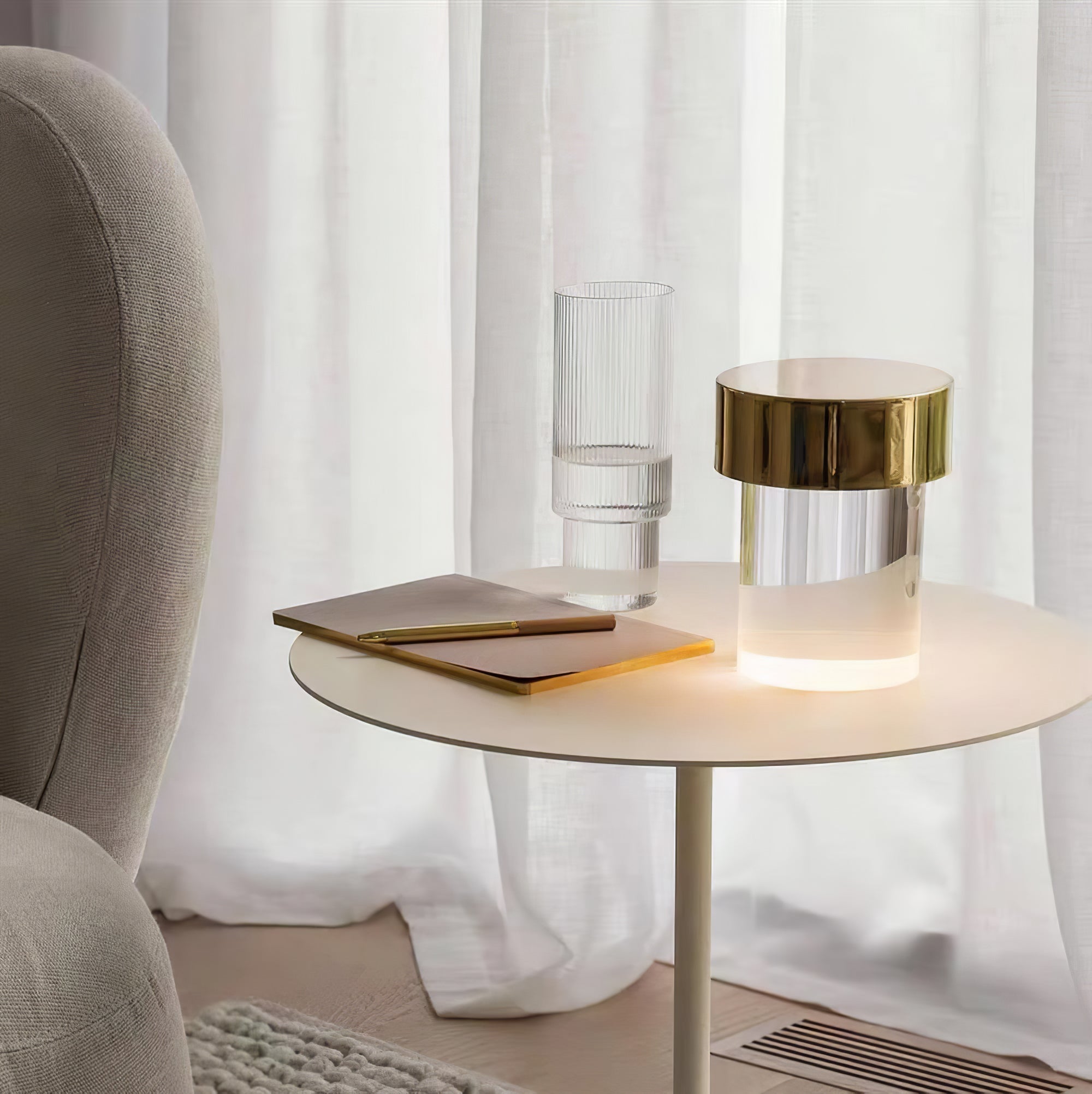 Toleso Table Lamp
