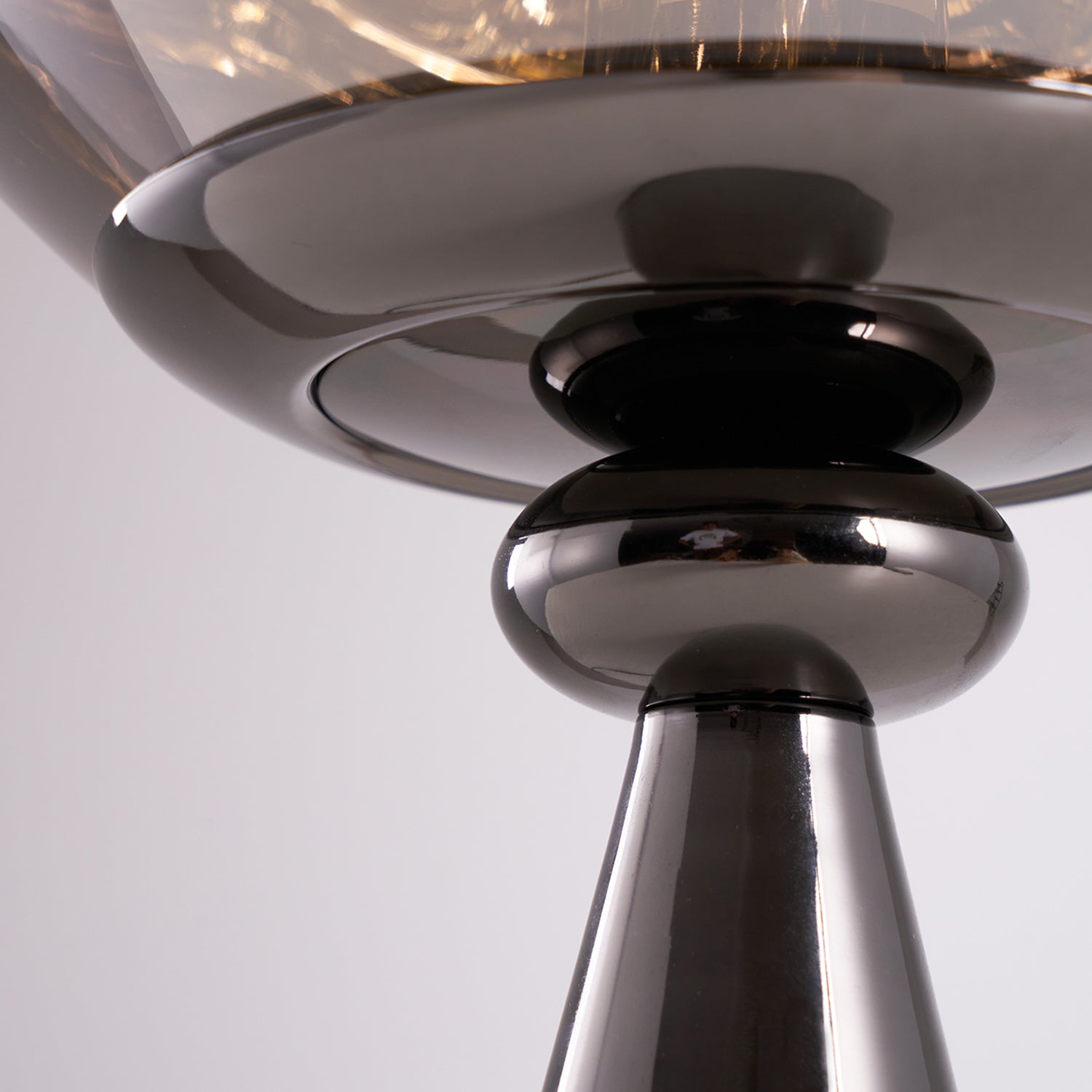 Syrlion Orb Bulb Table Lamp