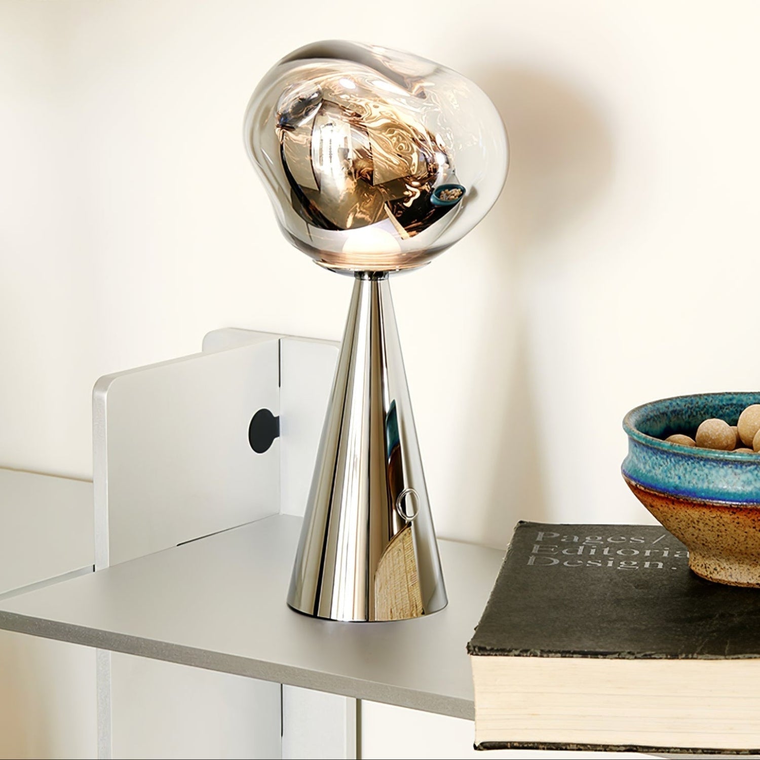 Syrlion Orb Table Lamp
