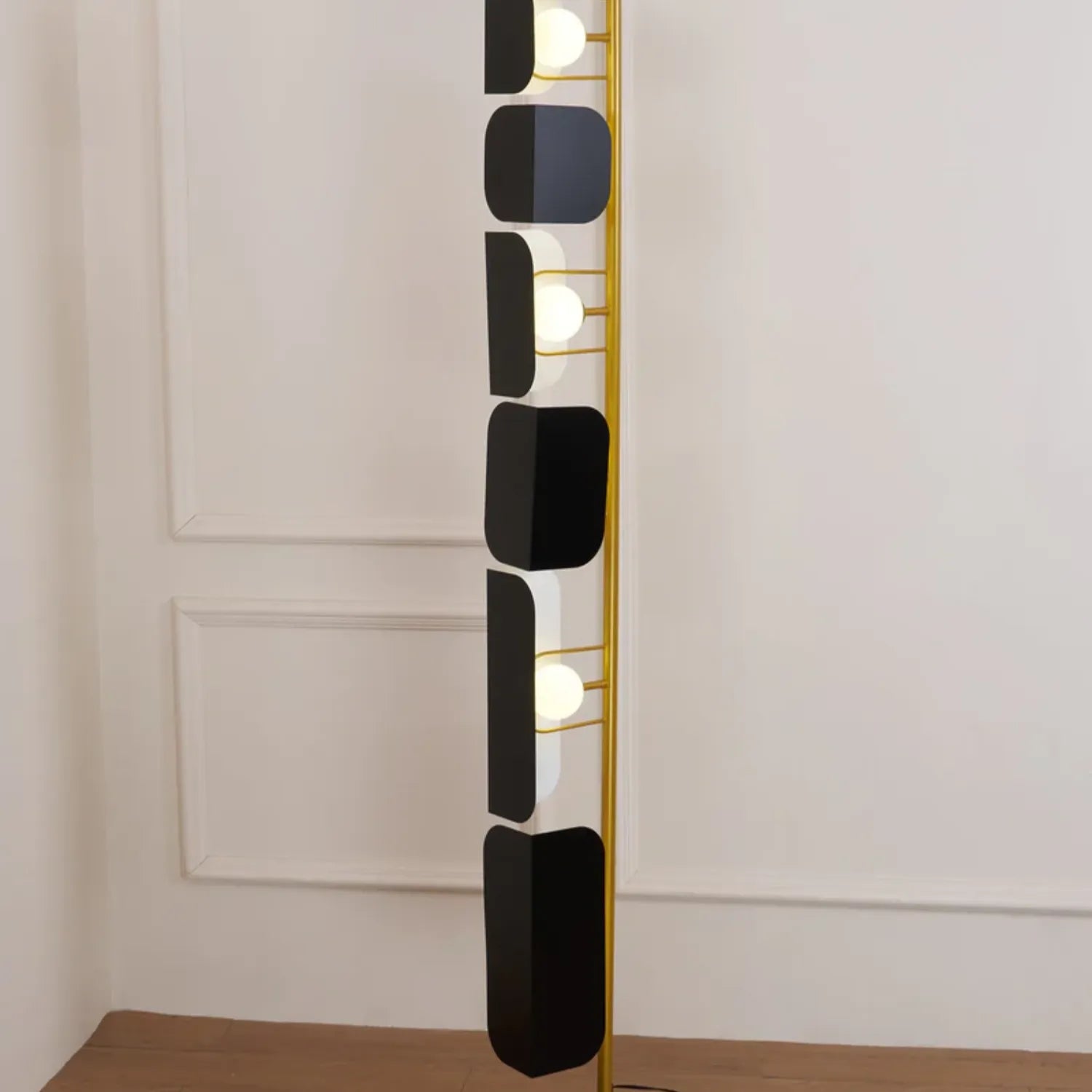 Loggane Floor Lamp