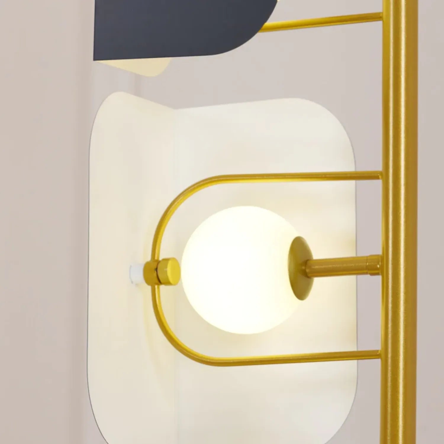 Loggane Floor Lamp