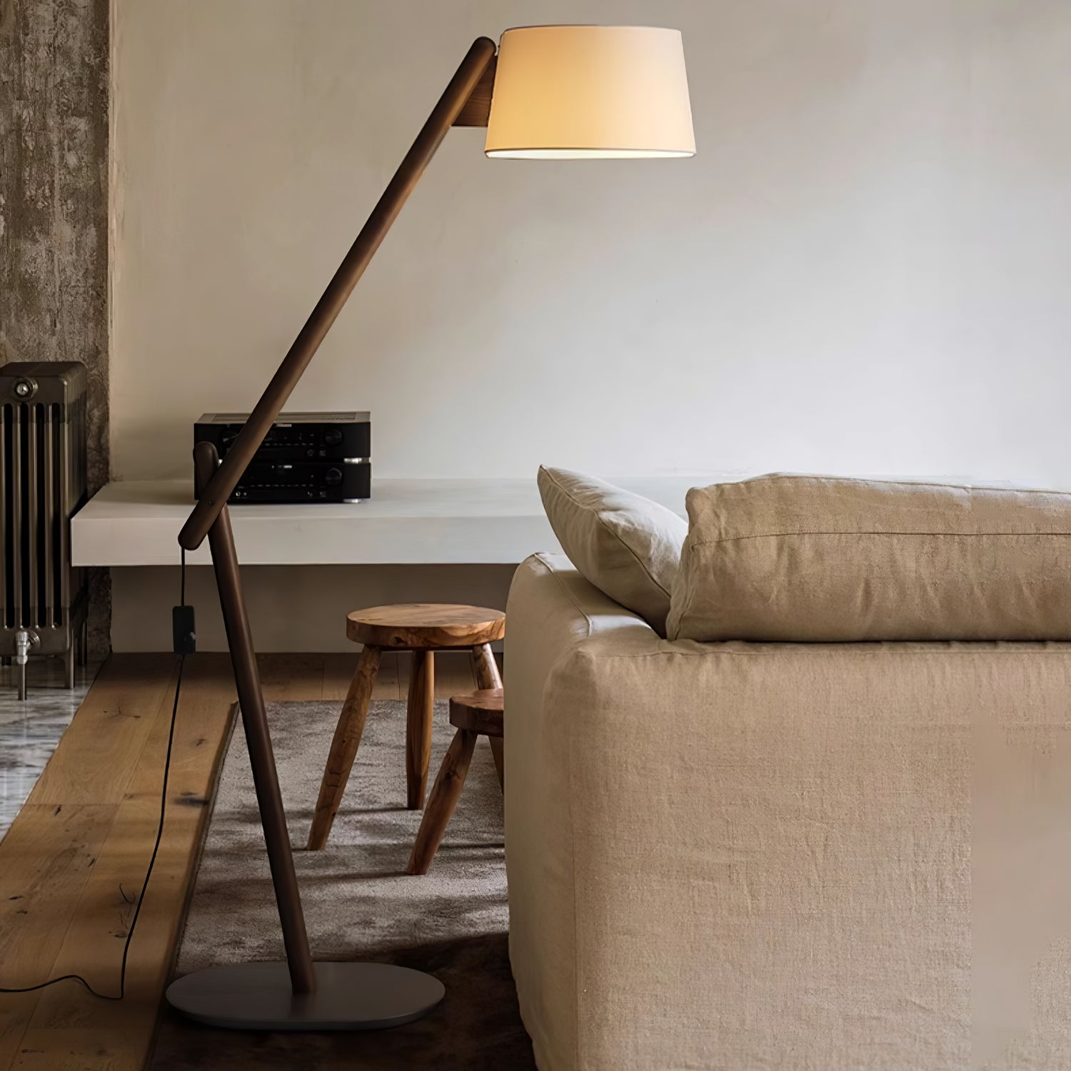 Melzan Floor Lamp