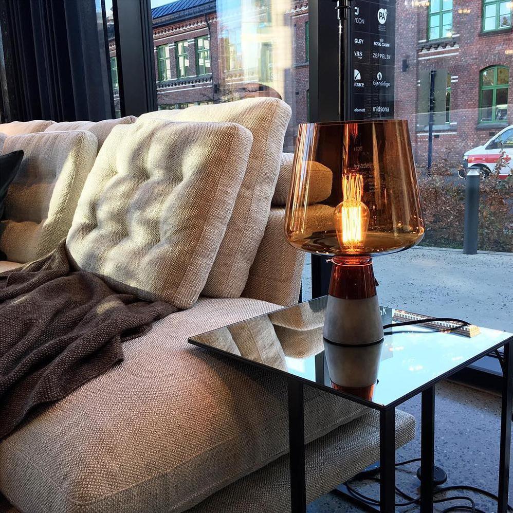 Liyemu Table Lamp