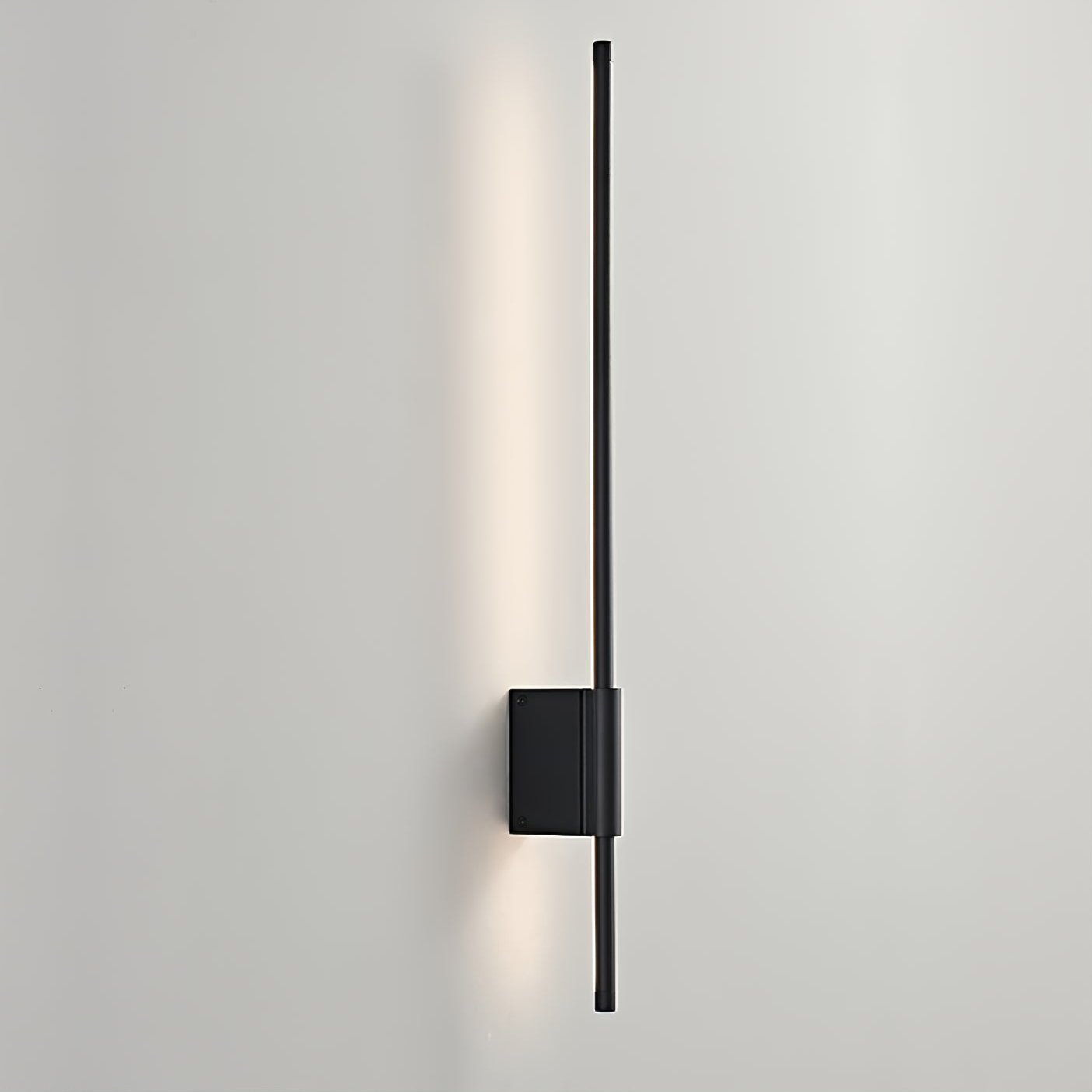 Lema Linear Wall Light