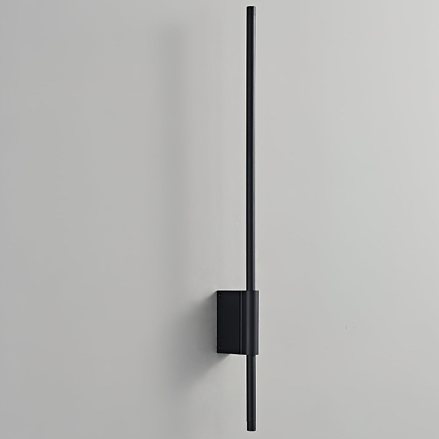Lema Linear Wall Light