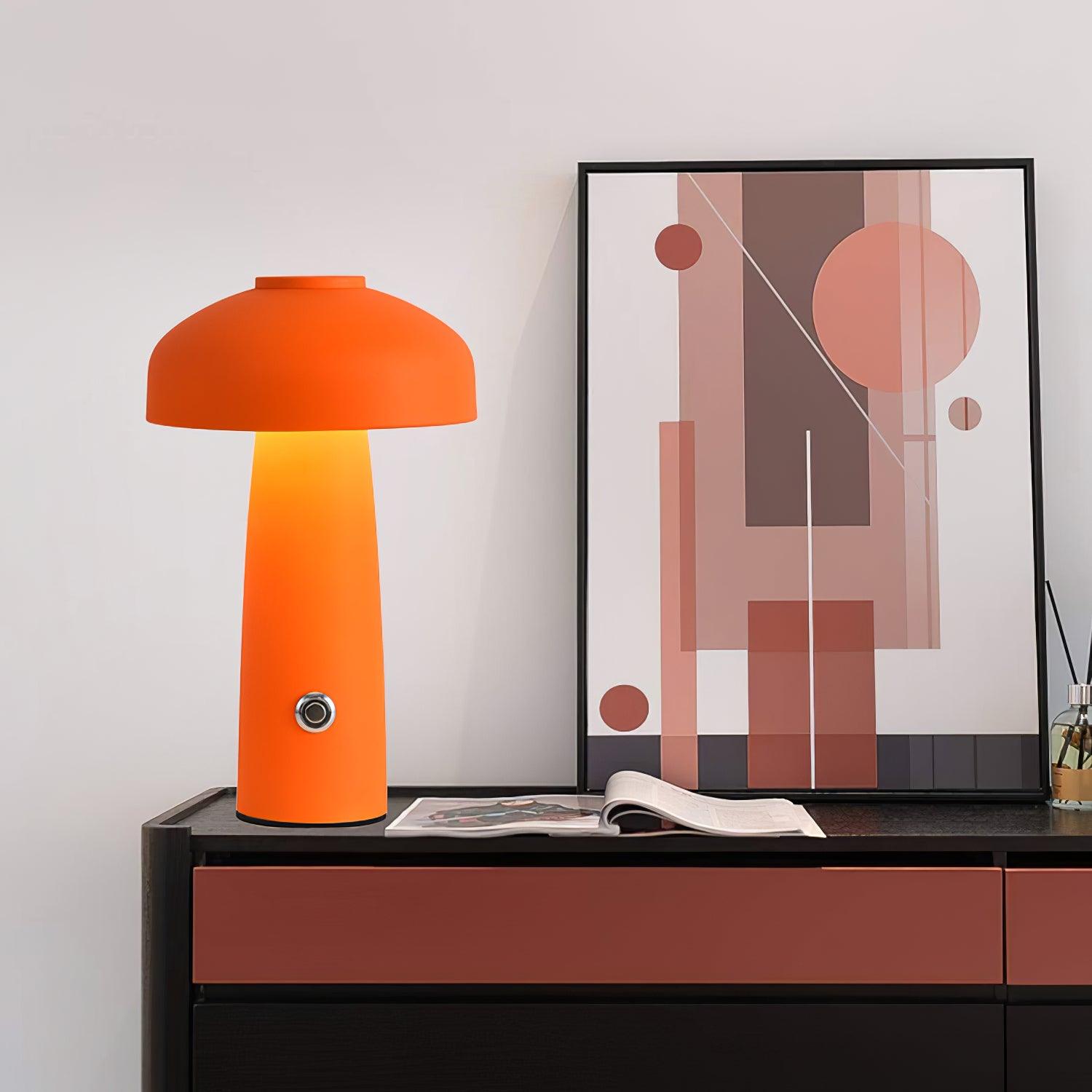 Tomzo Table Lamp