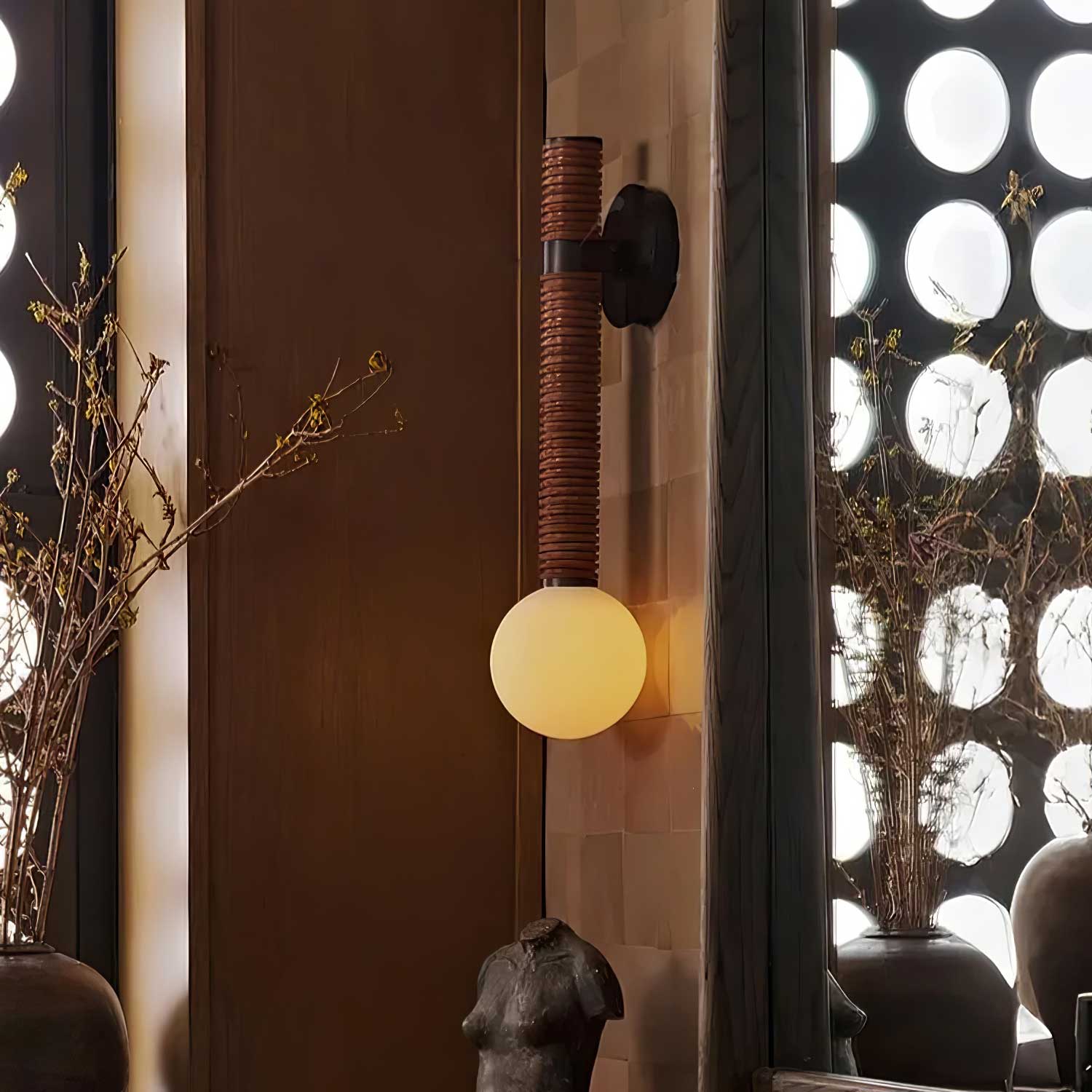 Lusestro Wall Light
