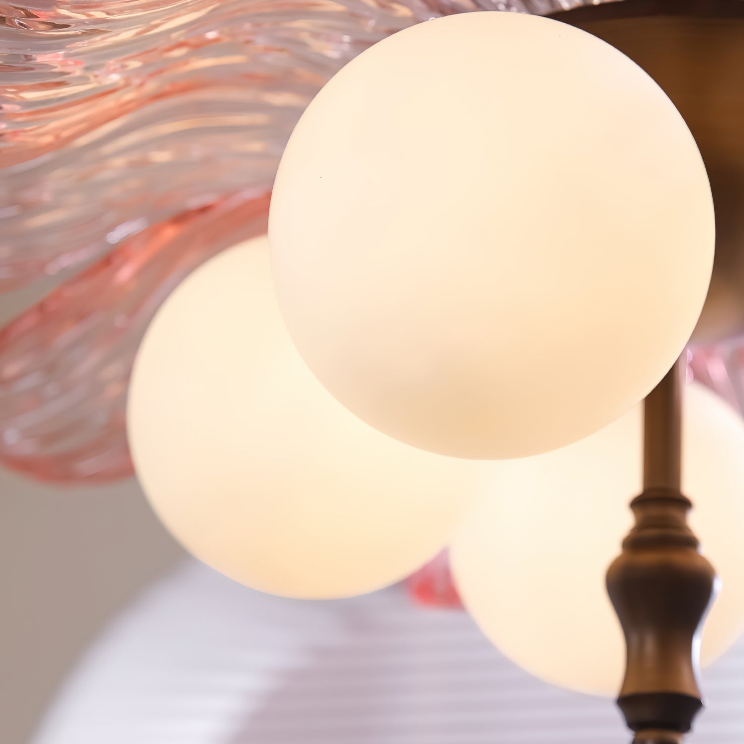 Leyvaza Ceiling Light