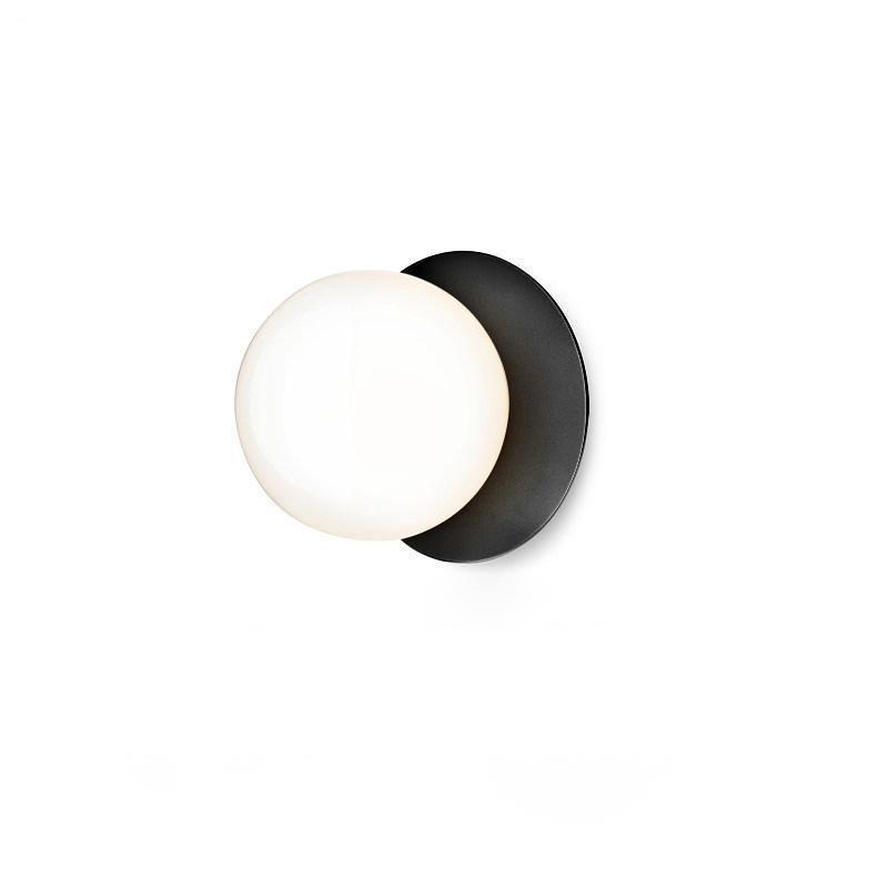 Lunere Wall Light
