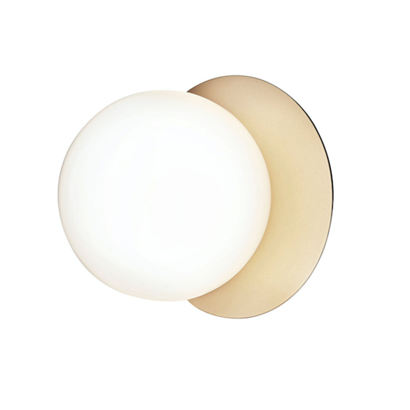 Lunere Wall Light