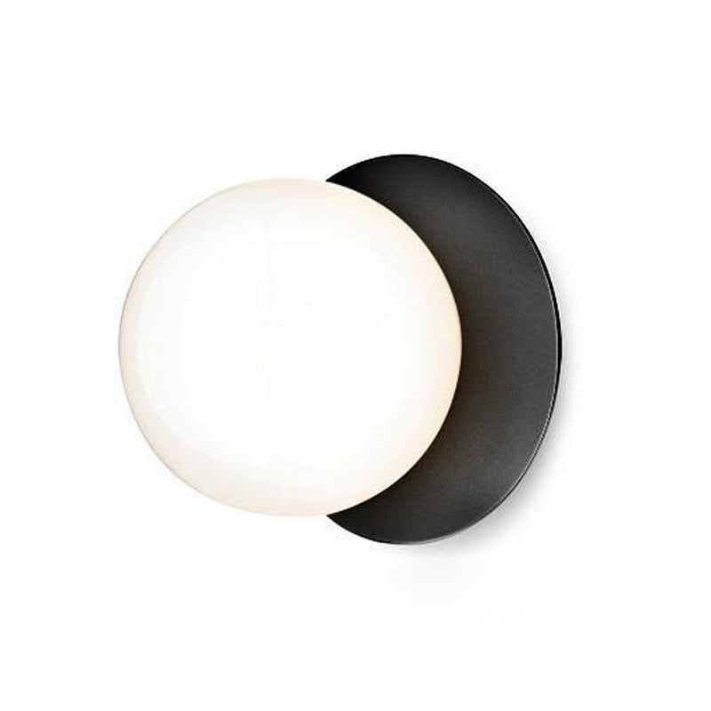 Lunere Wall Light