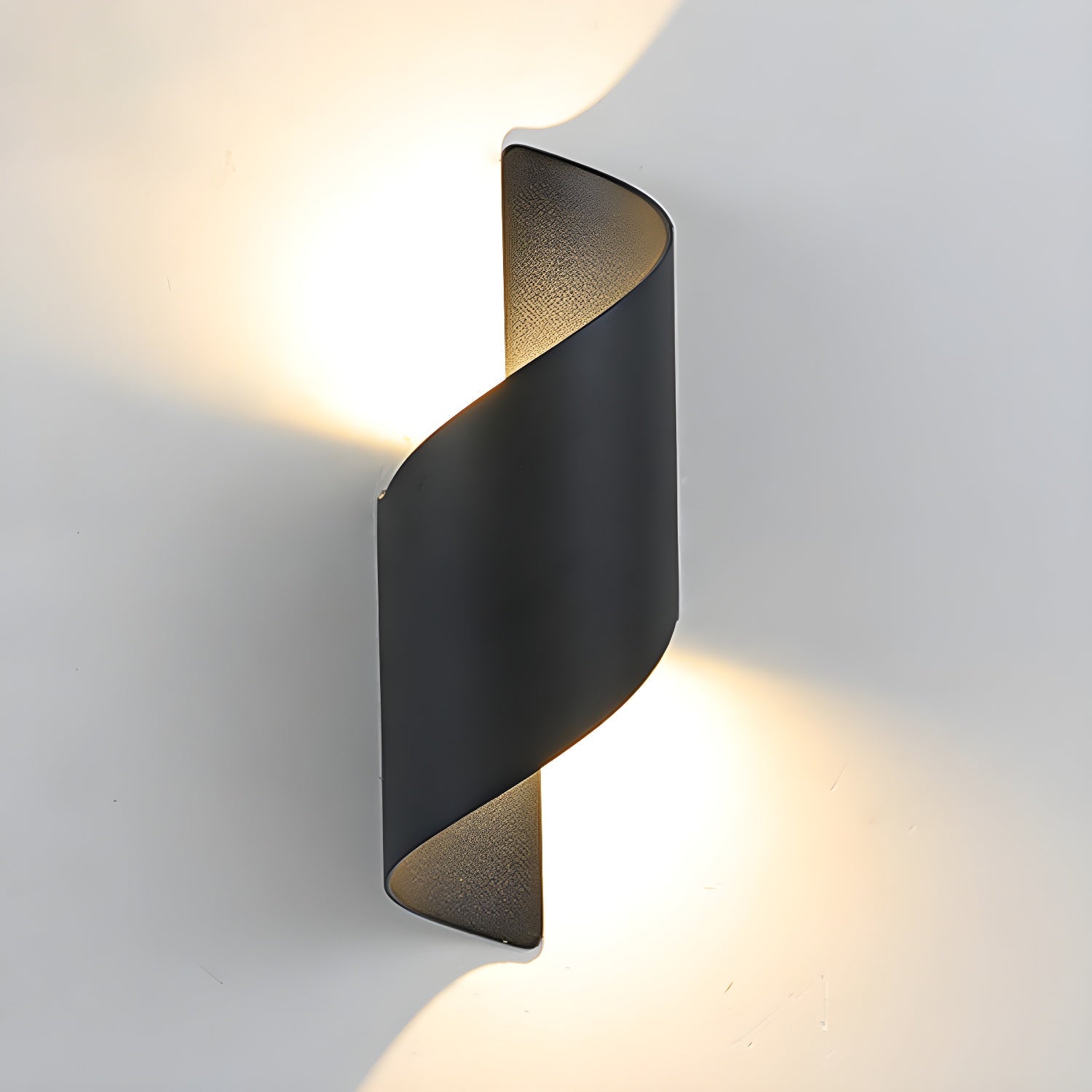 Leizy Wall Light