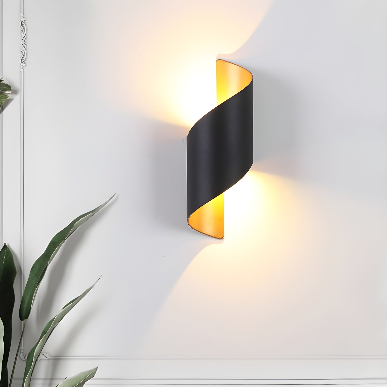 Leizy Wall Light