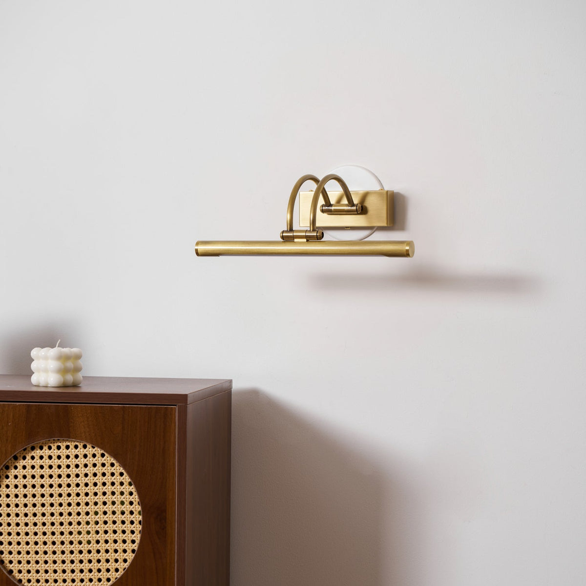 Moore Linear Wall Light