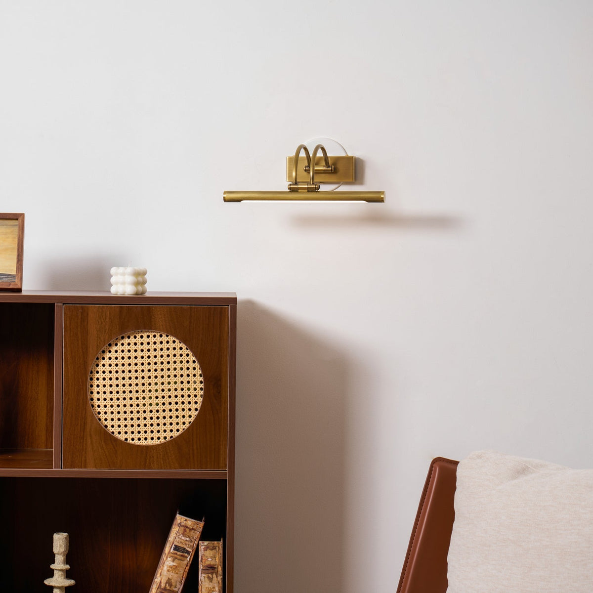Moore Linear Wall Light