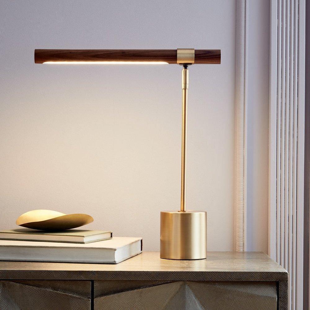 Tesviro Table Lamp