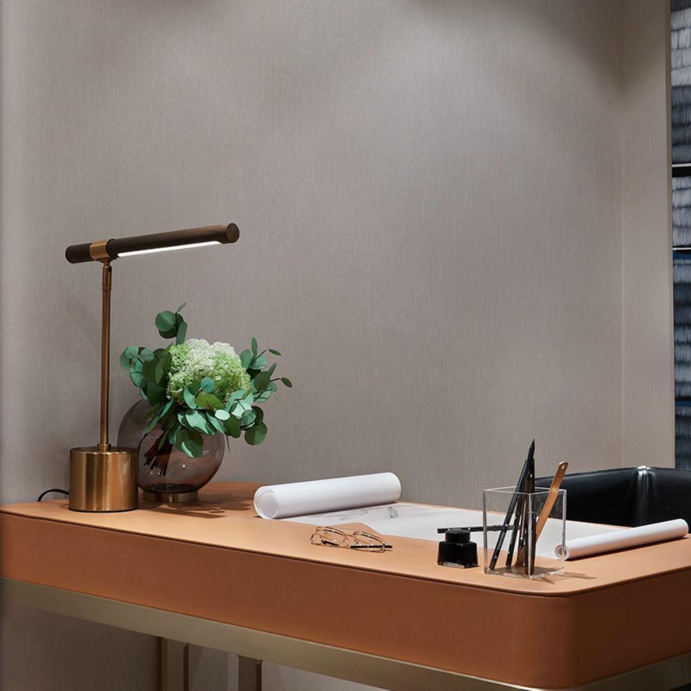 Tesviro Table Lamp