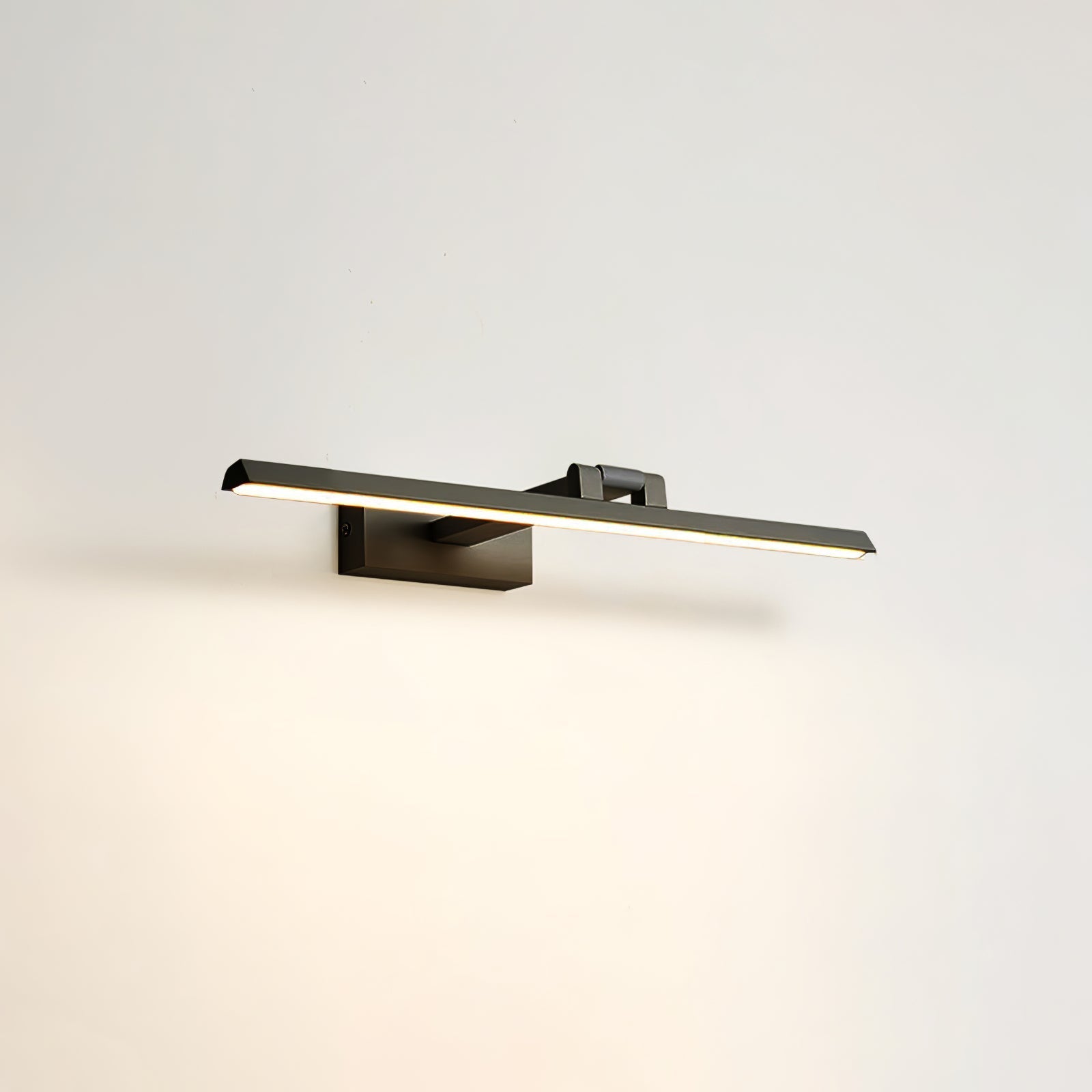Menero Wall Light
