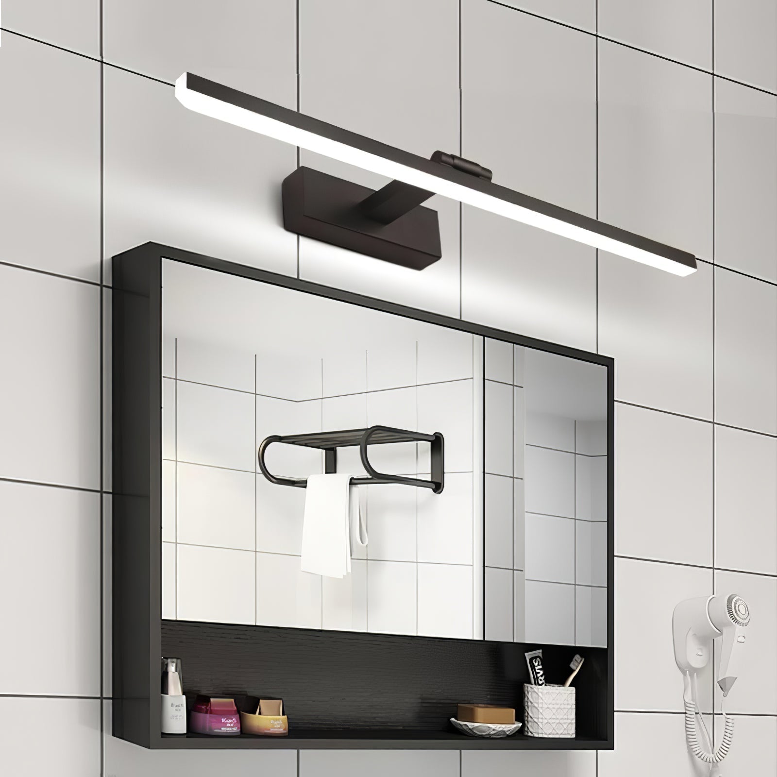 Menero Wall Light