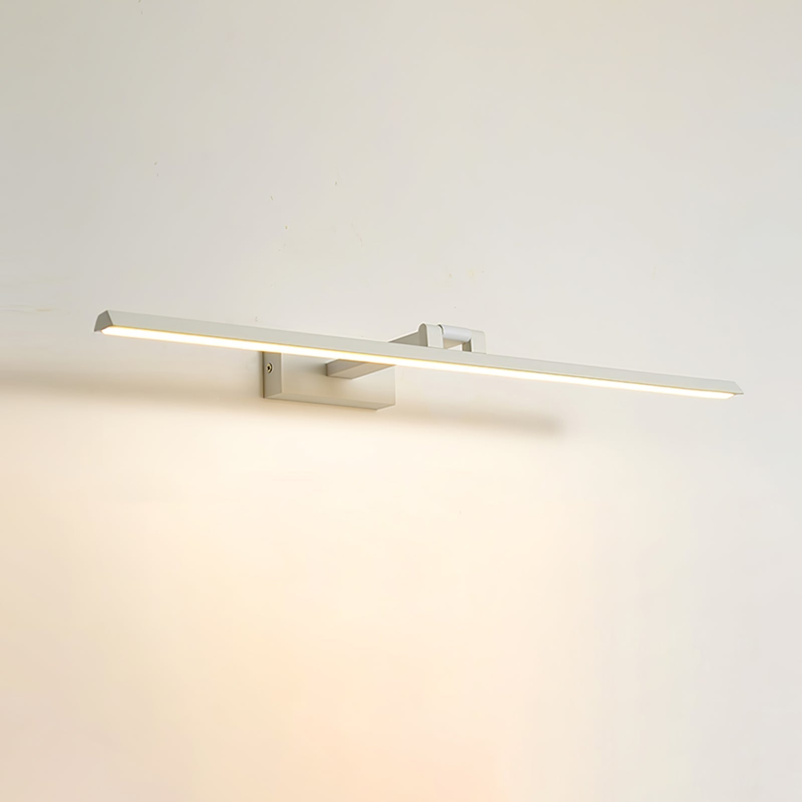 Menero Wall Light