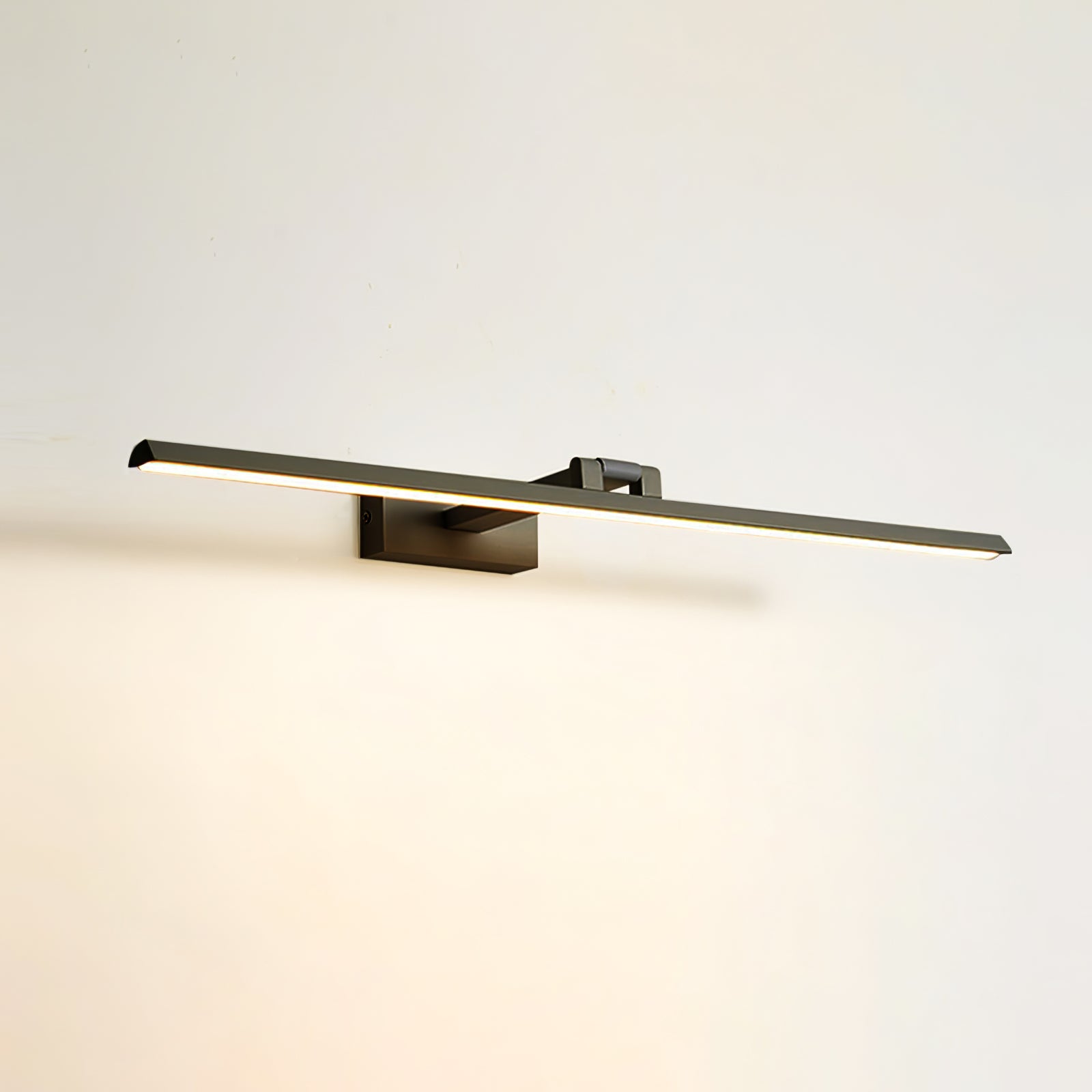 Menero Wall Light