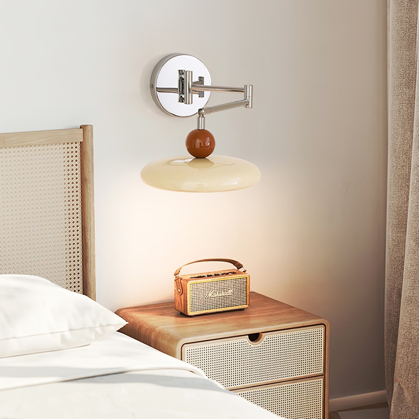 Laslon Wall Light