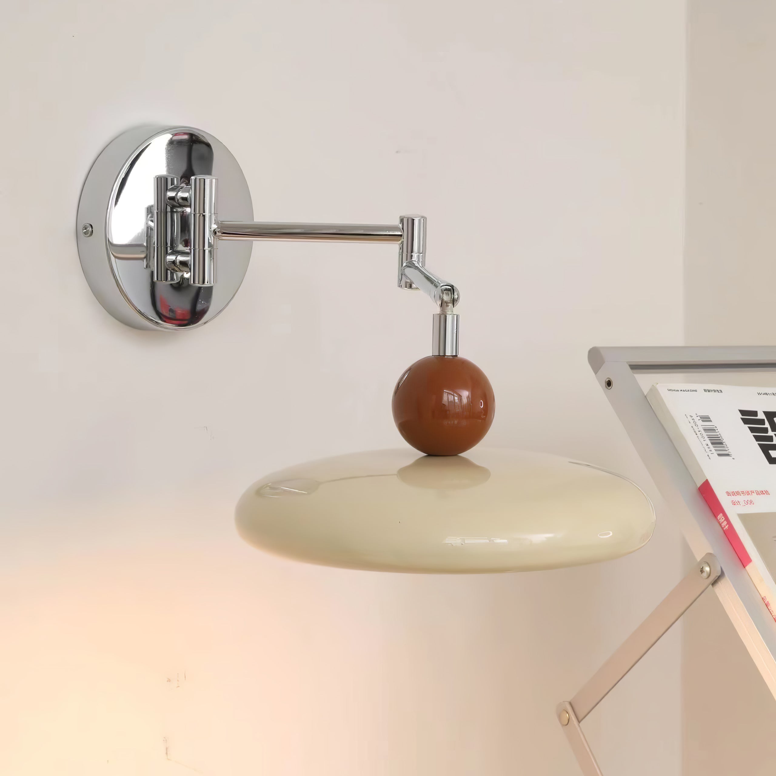 Laslon Wall Light