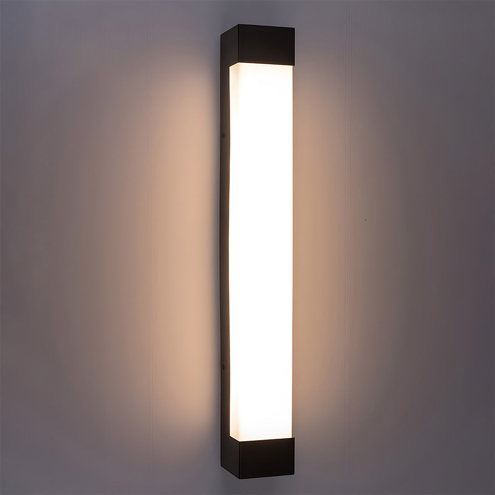 Kavon Wall Light For Outdoors