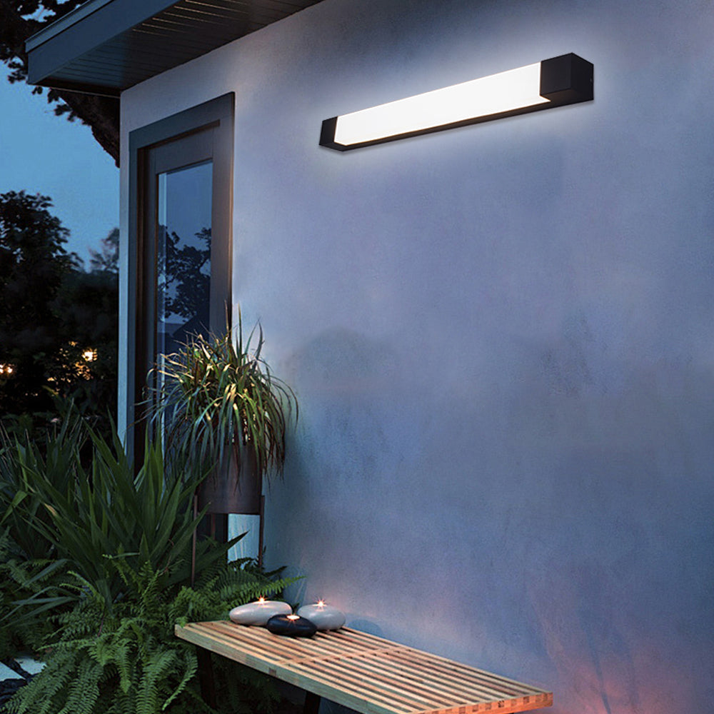 Kavon Wall Light For Outdoors