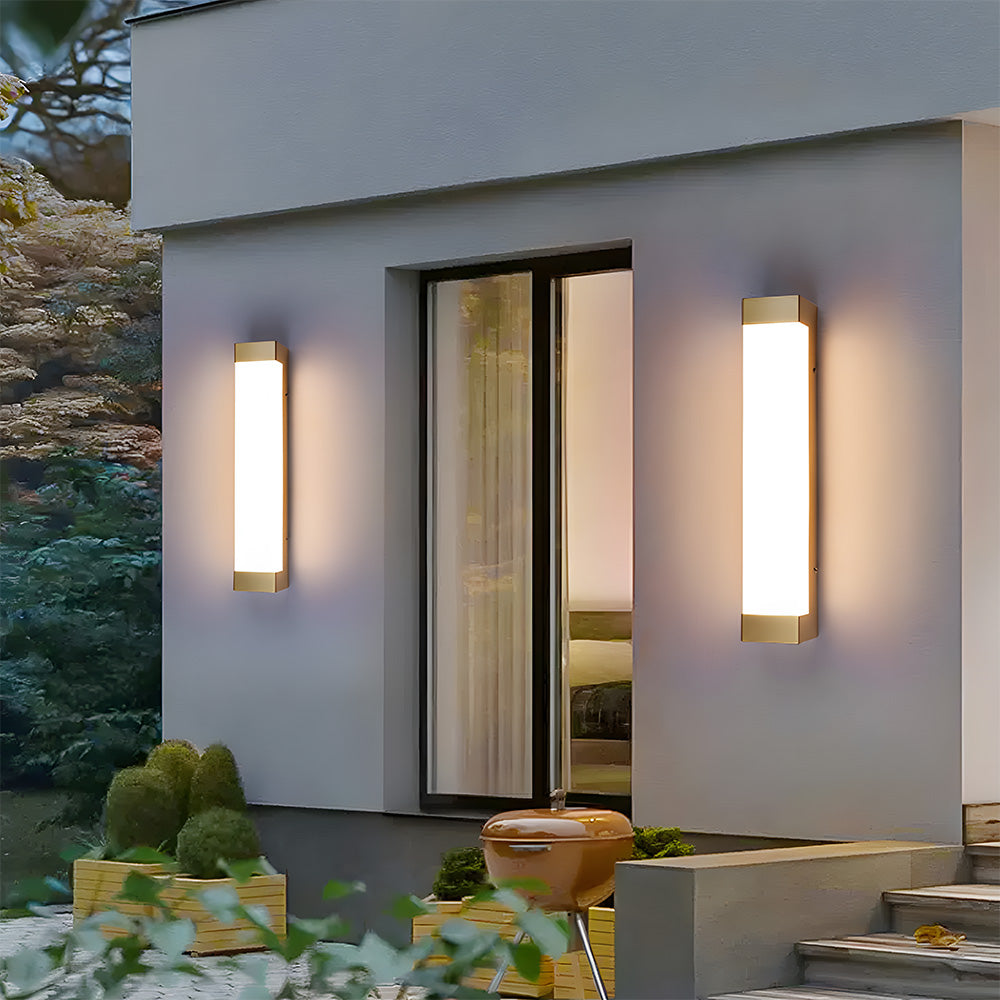 Kavon Wall Light For Outdoors