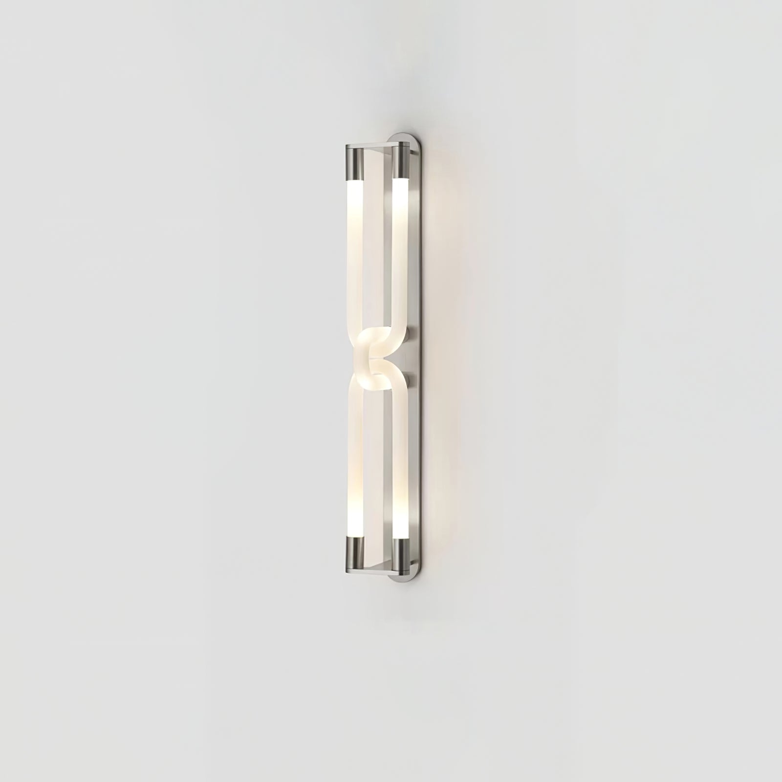 Loracus Wall Light